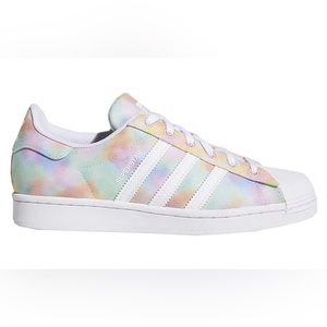 Adidas tennis shoe NWT! tie dye limited edition sold out size 8 women’s sneaker